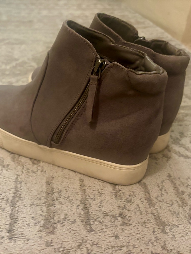 Universal Thread Brown Wedge Sneaker Ankle Boots